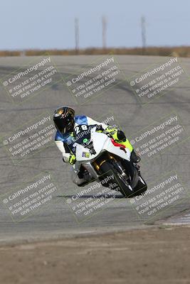 media/Nov-26-2023-TrackDaz (Sun) [[64ad8cfd8f]]/Mock Race/Outside Grapevine/